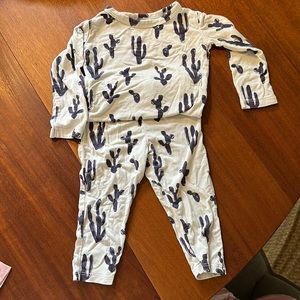 Like new posh peanut bamboo pajamas